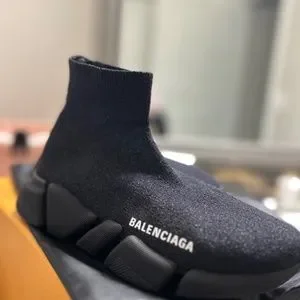 ♦BALENCIAGA♦シャイニーSPEED2.0スニーカー☆ Balenciaga | Shoes | Womens Speed 2 Sneaker Shiny In Black